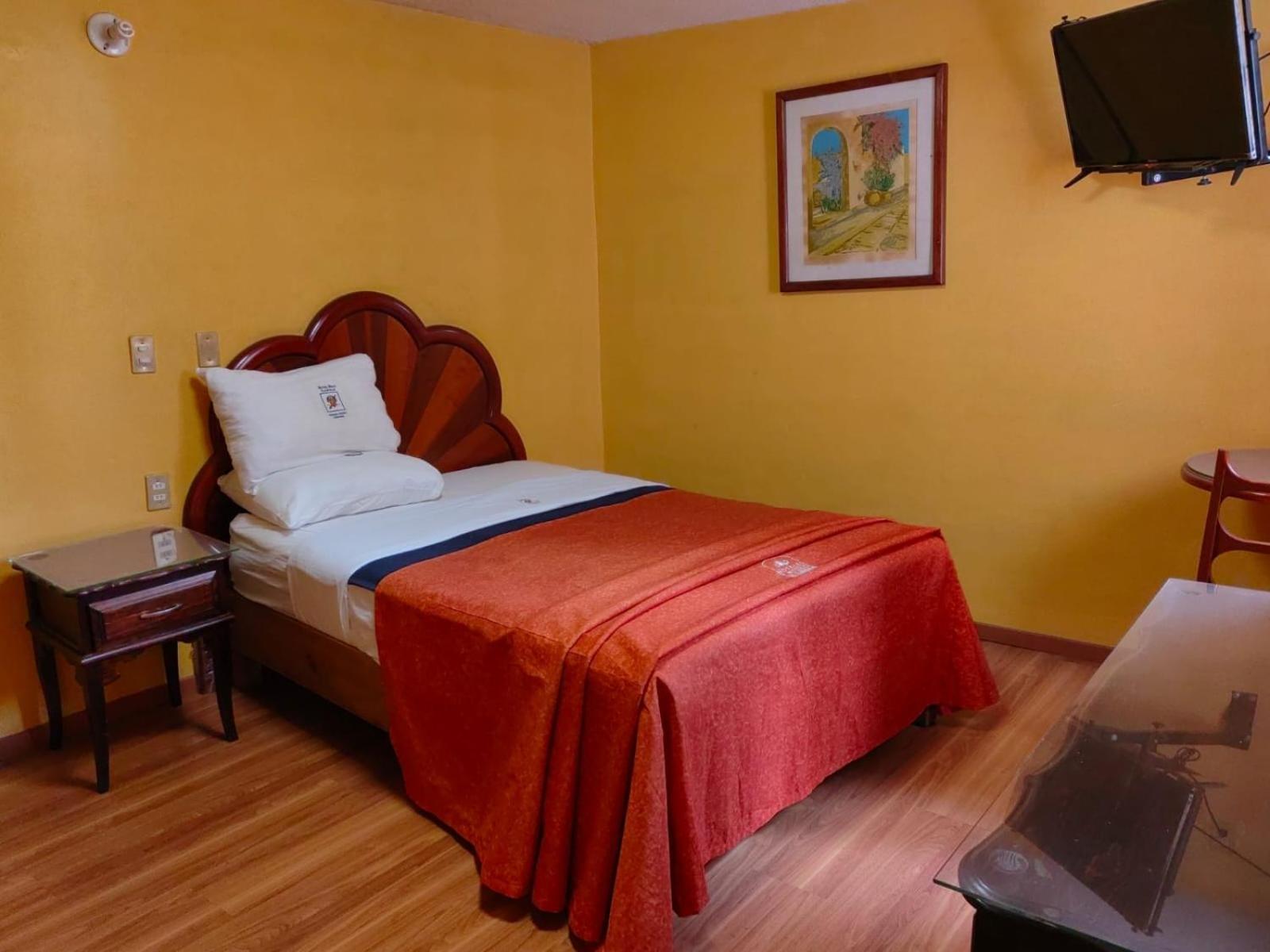 Hotel Real Tlaxcala Экстерьер фото